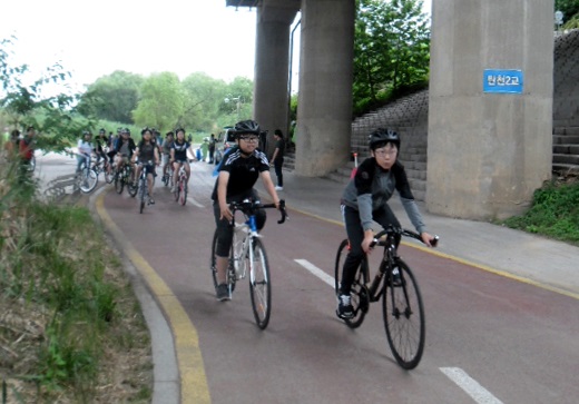 강남구, 자전거 안전하게 타기 퍼레이드